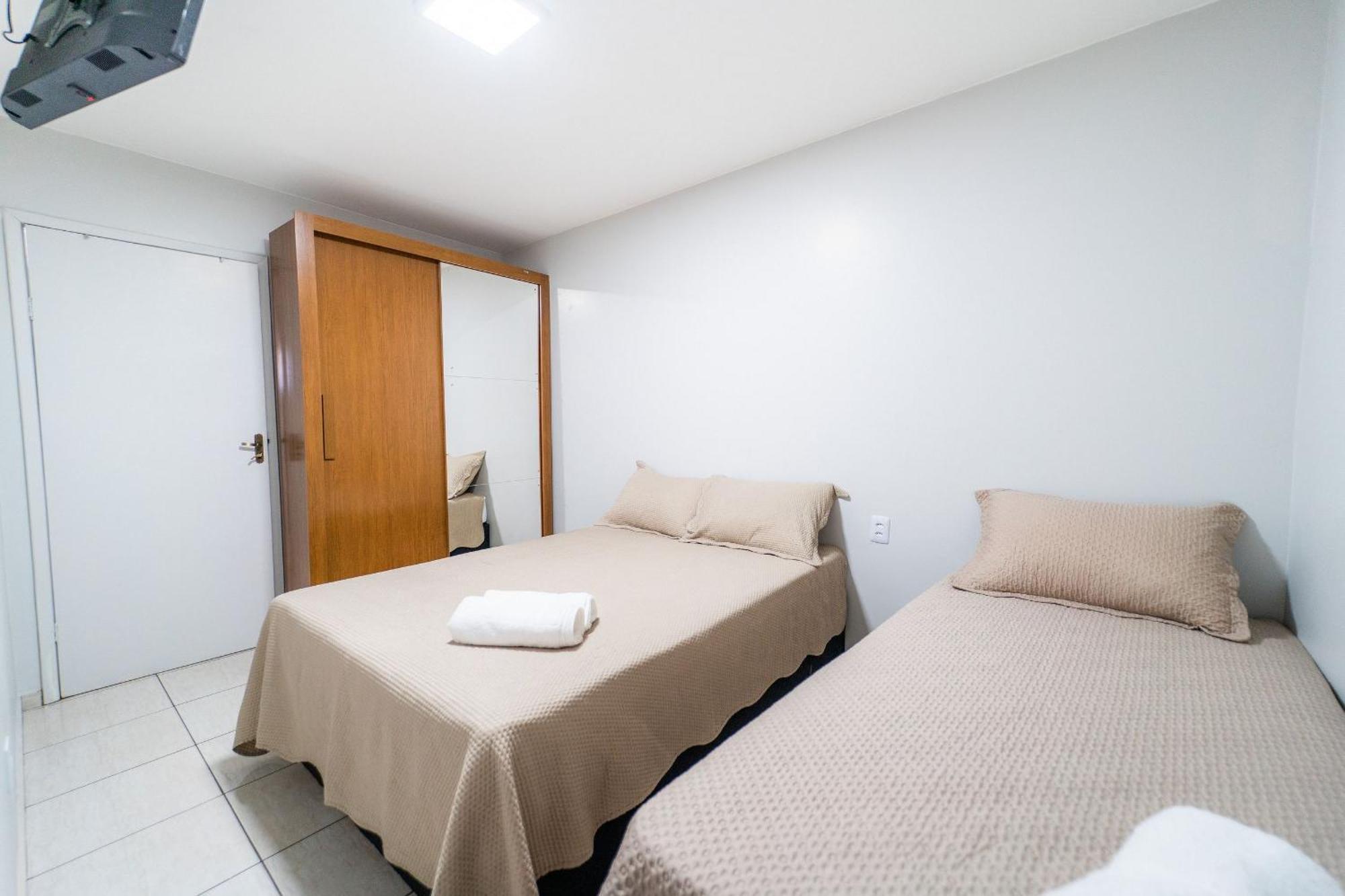 20%off Ate 4hospedes Wi-fi 400mb/s ,cozinha Compl Apartment